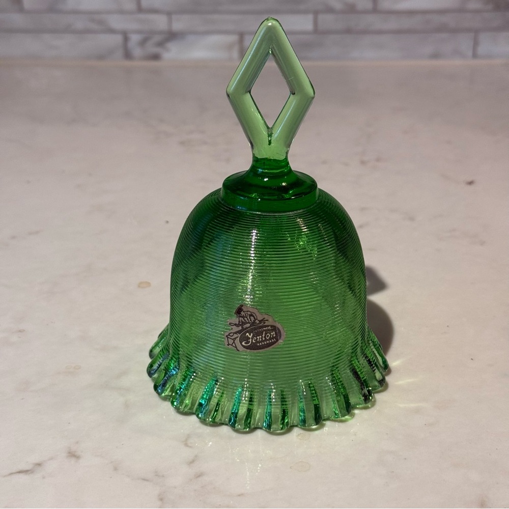 Vintage Fenton Diamond Optic Diamond Handled Green Glass Bell